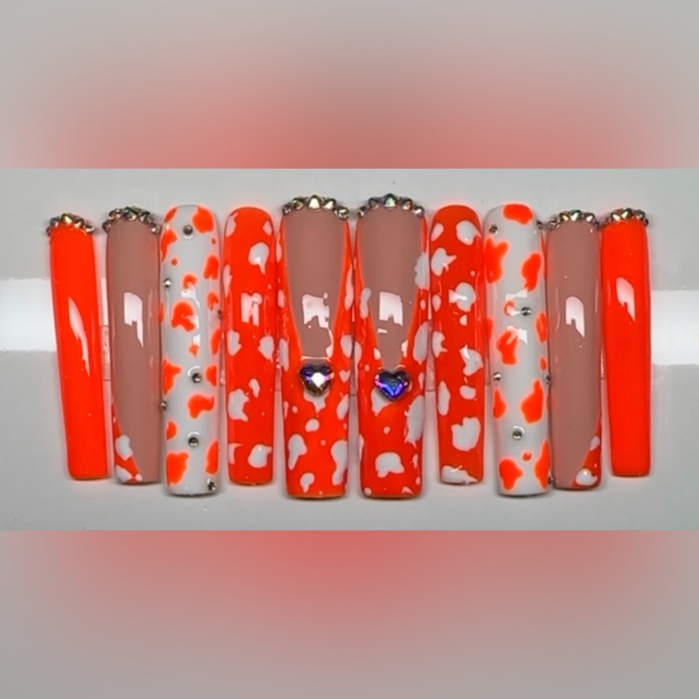 Cow print press on nails